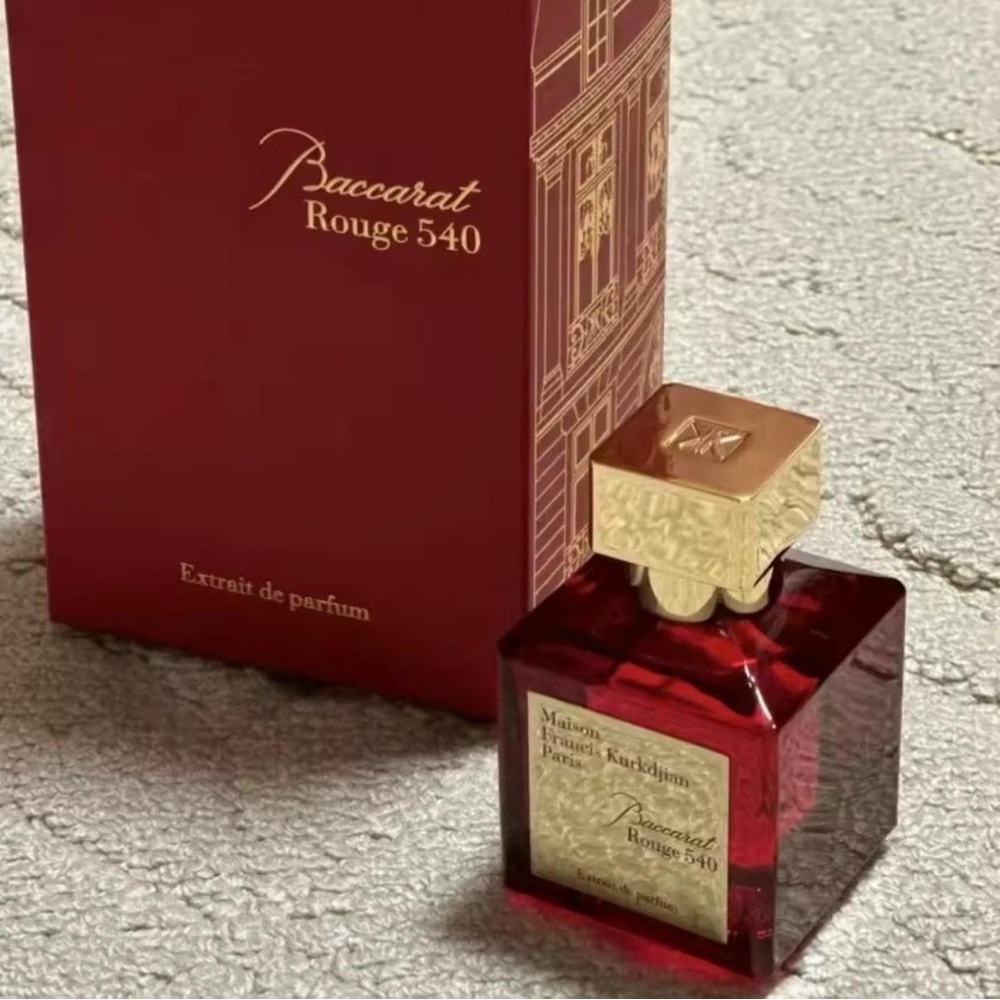 Maison Francis Kurkdjian Rouge 540 Extrait - Red and Gold